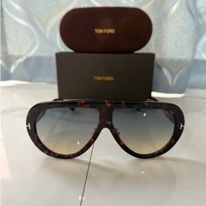 Tom Ford Tortoise Shell Sunglasses